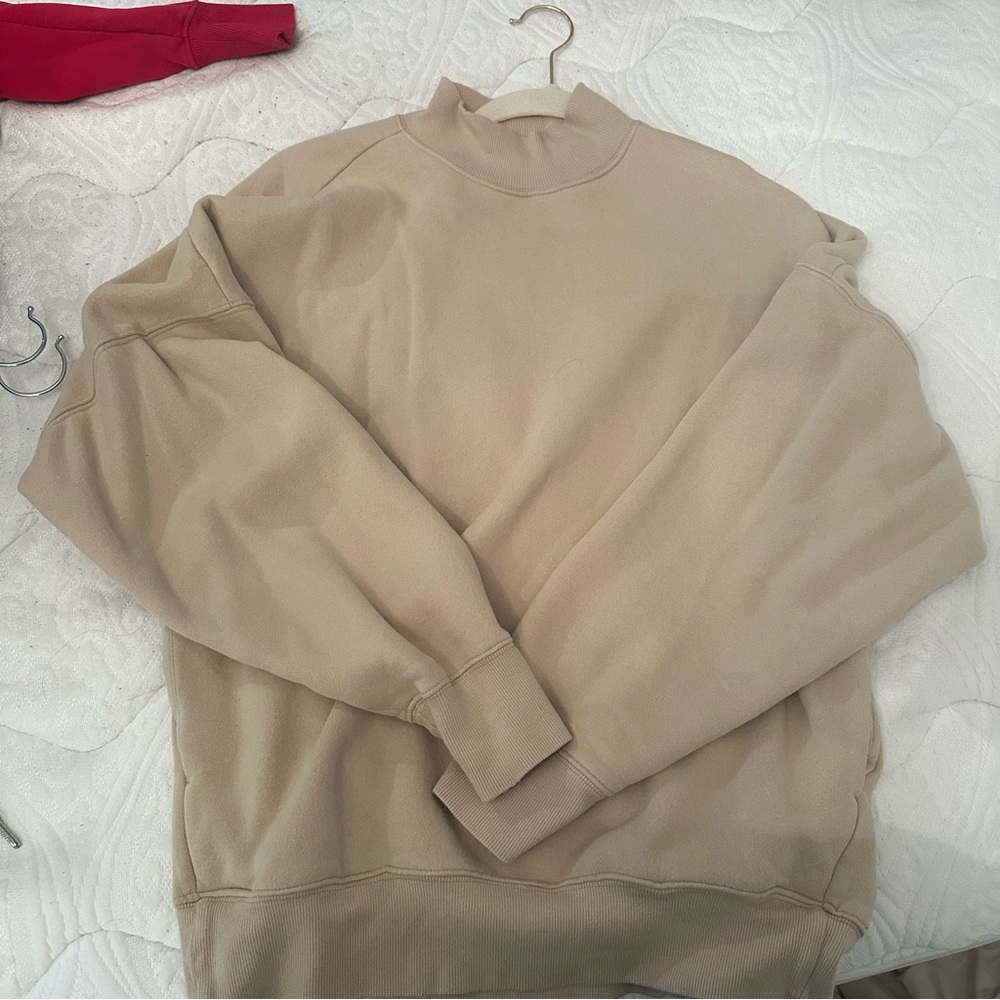 Aritzia TNA cozy fleece mock neck sweatshirt
